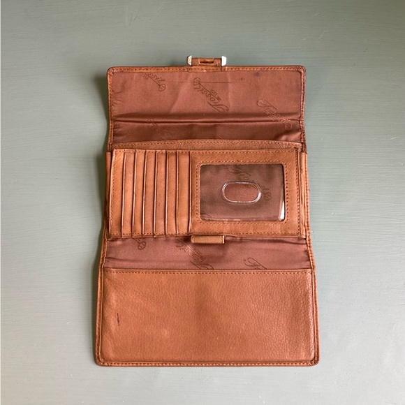 Vintage Fossil Leather Wallet - Picture 5 of 8